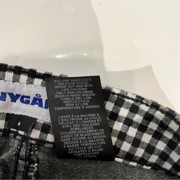 Peter nygard Straight legged white and black checkered button up pants - Picture 7 of 12